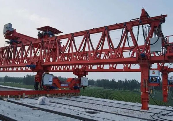 江西架橋機(jī)租賃價格，讓你輕松搭建橋梁